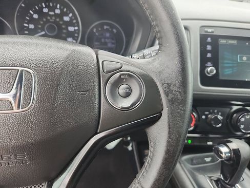 Used 2019 Honda HR-V Sport image 16