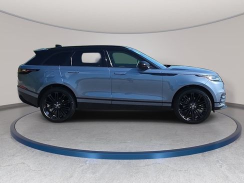 Used 2023 Land Rover Range Rover Velar R-Dynamic S AWD/4WD image 4