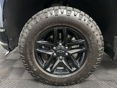 Used 2022 Chevrolet Silverado 1500 LT Trail Boss w/ Bed Protection Package AWD/4WD image 39