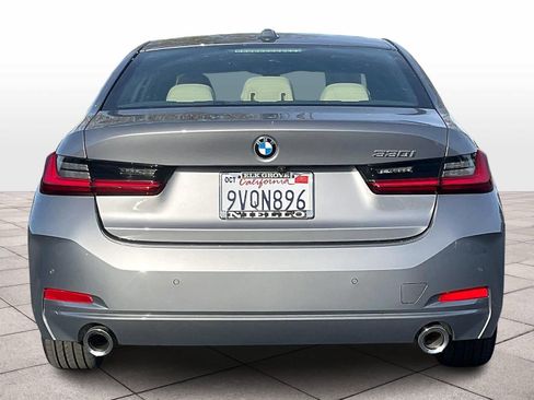Certified 2025 BMW 330i Sedan w/ Convenience Package RWD image 6
