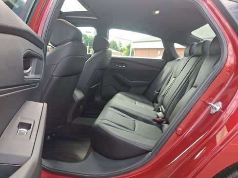Used 2023 Honda Accord Sport image 10