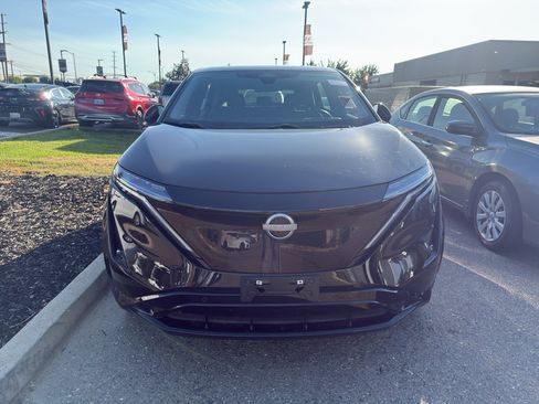 Certified 2024 Nissan Ariya FWD image 7