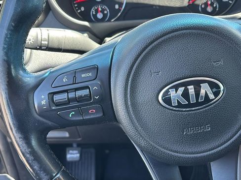 Used 2016 Kia Sorento AWD w/ LX Convenience Package image 17
