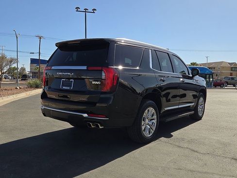 Used 2025 GMC Yukon Denali image 4