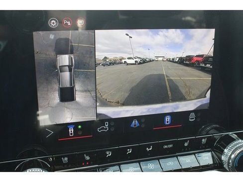 New 2026 GMC Canyon Denali AWD/4WD image 46