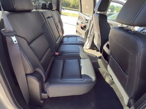 Used 2018 GMC Sierra 1500 SLT w/ SLT Premium Package image 16