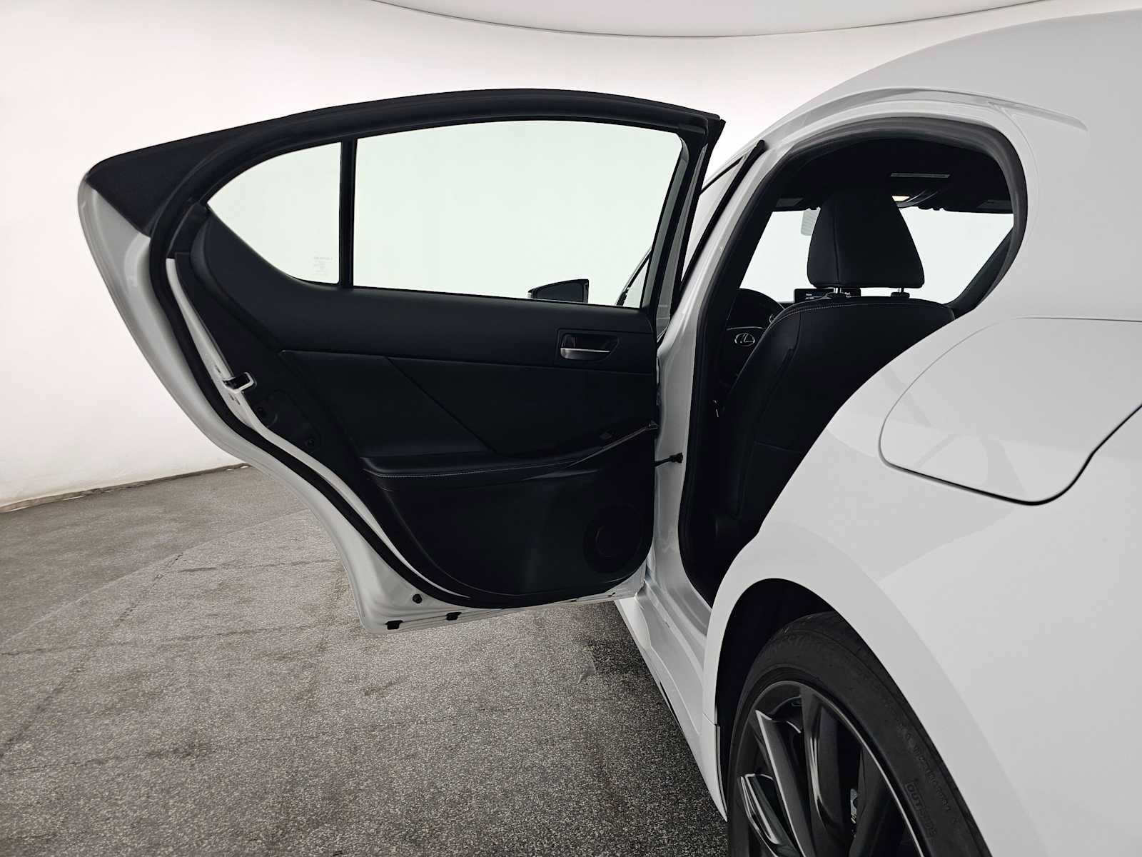 Certified 2025 Lexus IS 300 F Sport RWD image 15