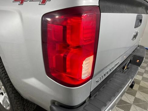 Used 2016 Chevrolet Silverado 1500 LTZ w/ LTZ Plus Package AWD/4WD image 19