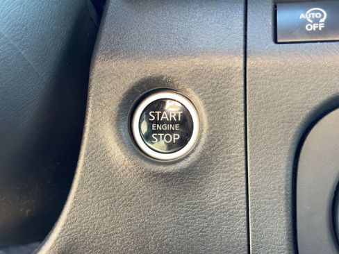 Used 2025 Nissan Frontier PRO-4X image 25