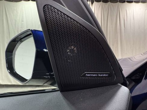 Used 2026 BMW X3 xDrive30 w/ Premium Package image 9