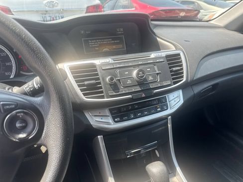 Used 2015 Honda Accord LX image 4