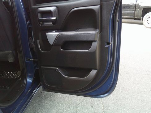Used 2016 Chevrolet Silverado 1500 LT w/ All Star Edition AWD/4WD image 32