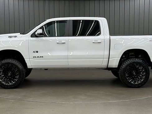 Used 2023 RAM 1500 Big Horn AWD/4WD image 2