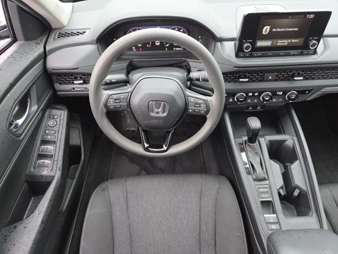 Used 2023 Honda Accord EX image 25