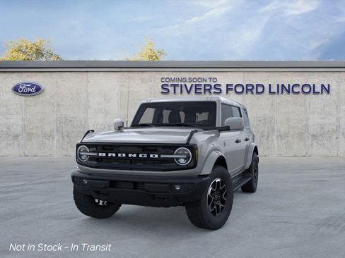 New 2026 Ford Bronco Outer Banks image 3