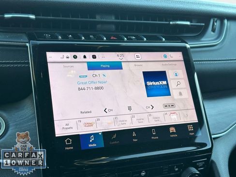 Used 2023 Jeep Grand Cherokee L Limited w/ Black Appearance Package image 30