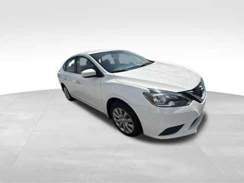 Used 2019 Nissan Sentra S FWD image 7