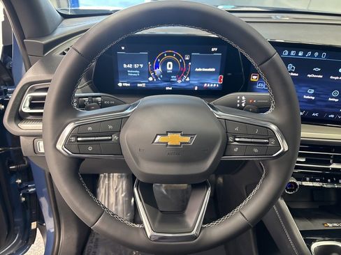 New 2026 Chevrolet Traverse LT w/ Sun and Wheel Package image 16