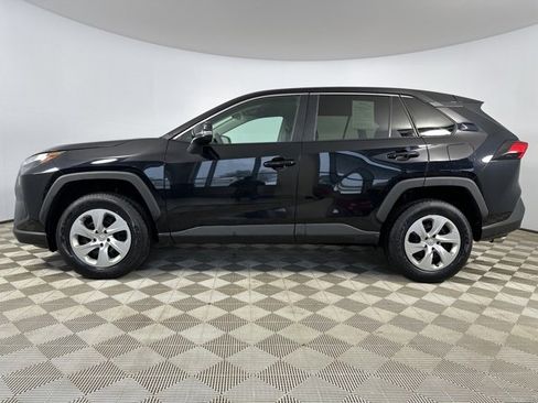 Used 2023 Toyota RAV4 LE image 4