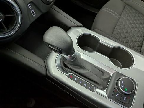 Used 2021 Chevrolet Blazer LT FWD image 19