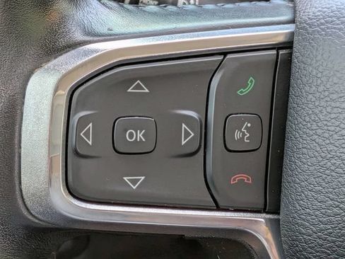 Used 2022 RAM 1500 Laramie AWD/4WD image 25