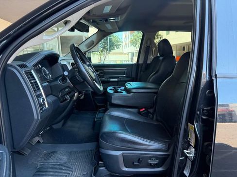 Used 2017 RAM 3500 Laramie w/ Convenience Group AWD/4WD image 24