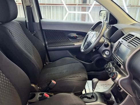 Used 2011 Scion xD Hatchback 4D image 40