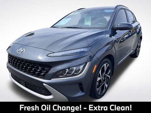 Used 2022 Hyundai Kona Limited w/ Cargo Package FWD image 4