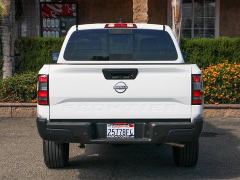 Used 2025 Nissan Frontier S w/ S Utility Package RWD image 7