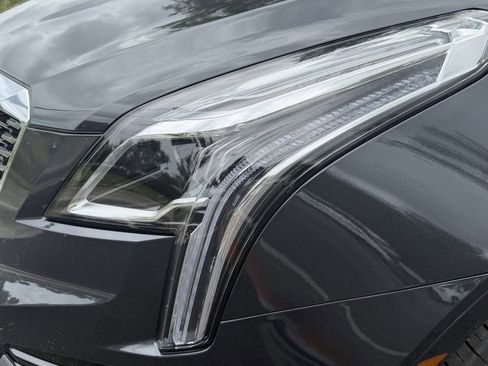 Used 2023 Cadillac XT5 Premium Luxury FWD image 9