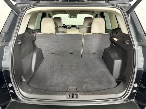 Used 2017 Ford Escape Titanium image 26