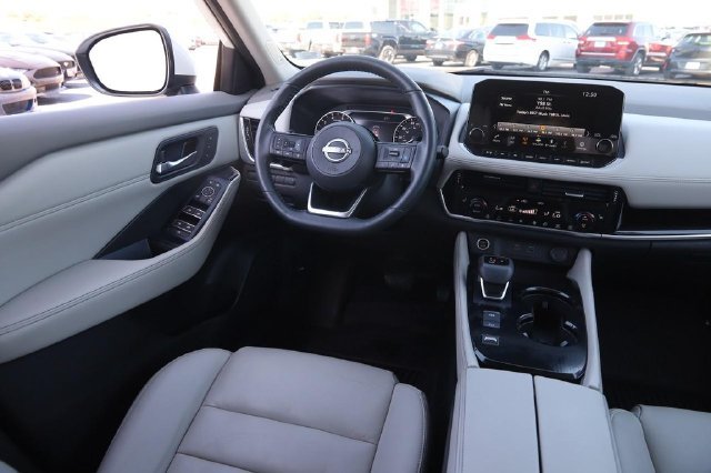 Used 2023 Nissan Rogue SL w/ SL Premium Package FWD image 27