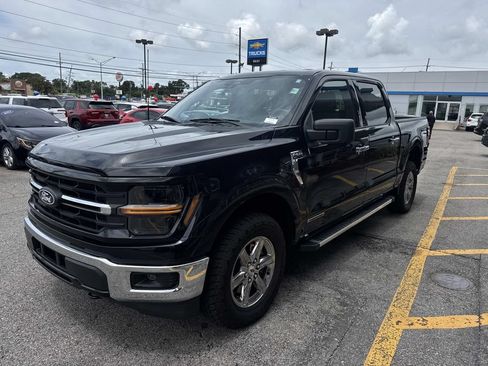 Used 2024 Ford F150 XLT w/ Mobile Office Package AWD/4WD image 4