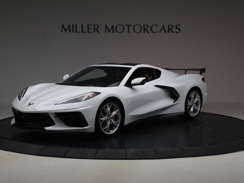 Used 2021 Chevrolet Corvette Stingray Preferred Cpe w/ Engine Appearance Package image 2