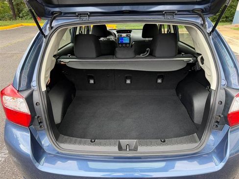 Used 2013 Subaru Impreza 2.0i Premium w/ All-Weather Pkg AWD/4WD image 28