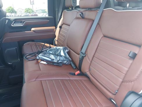 New 2026 GMC Sierra 2500 Denali Ultimate w/ Max Trailering Package AWD/4WD image 29