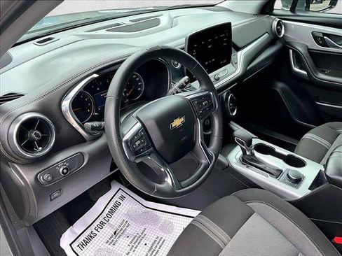 Used 2023 Chevrolet Blazer LT FWD image 14