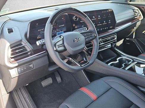 New 2026 Chevrolet Traverse RS image 3