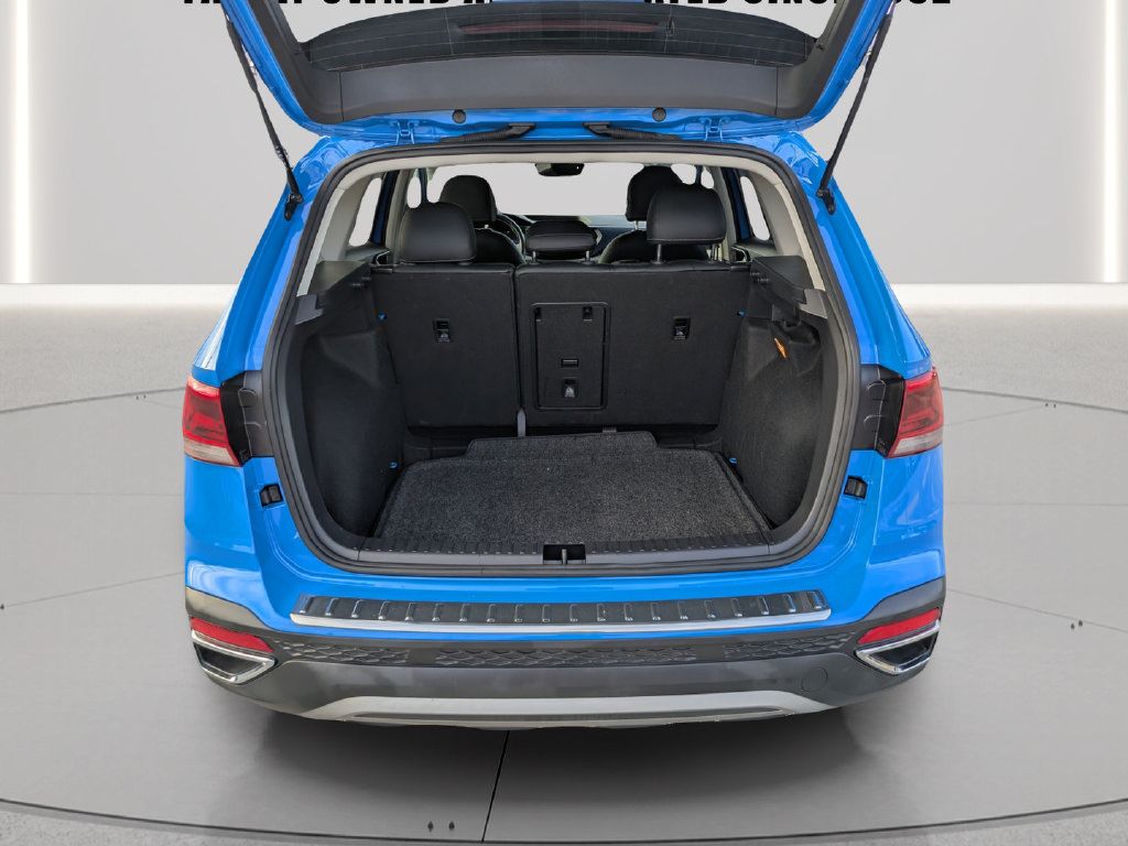 Used 2023 Volkswagen Taos SE FWD image 10