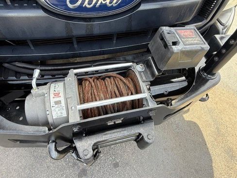 Used 2015 Ford F550 4x4 Regular Cab Super Duty image 20