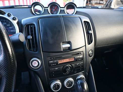 Used 2013 Nissan 370Z Coupe image 13