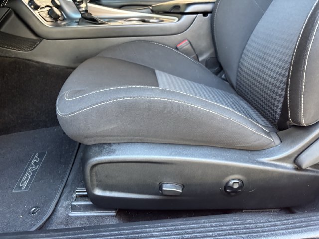 Used 2022 Dodge Challenger SRT Hellcat RWD image 16