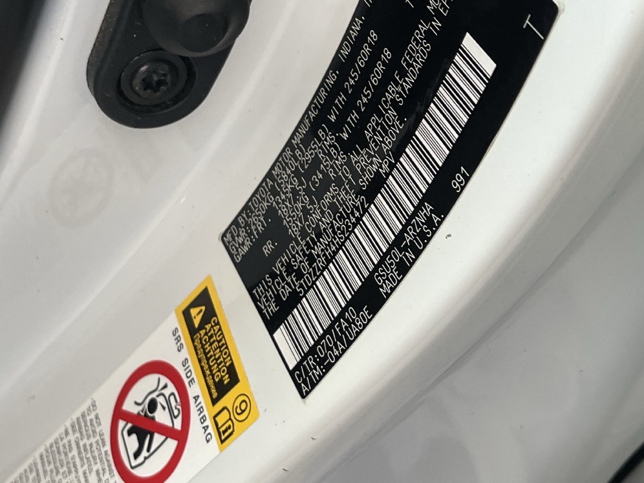 Used 2017 Toyota Highlander Plus w/ Carpet Mat Package FWD image 13
