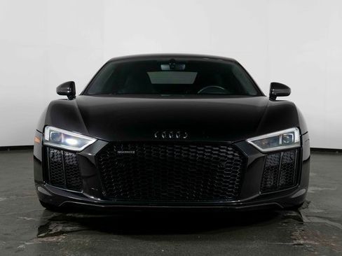 Used 2017 Audi R8 V10 plus image 3
