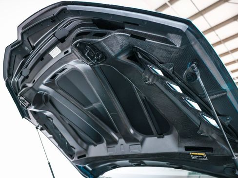 Used 2023 Lamborghini Urus Performante image 27