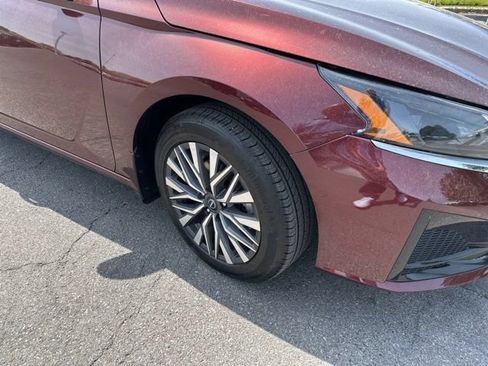 Certified 2023 Nissan Altima 2.5 SV AWD/4WD image 10