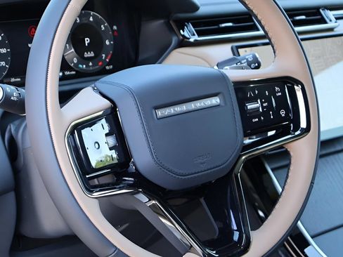 Used 2026 Land Rover Range Rover Velar Autobiography AWD/4WD image 20