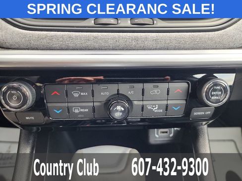 Used 2024 Jeep Compass Latitude w/ Convenience Group image 15