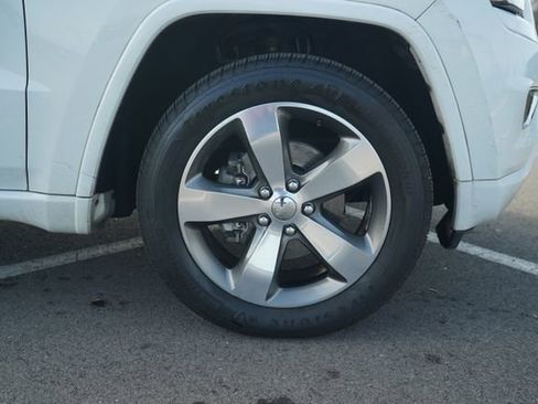 Used 2015 Jeep Grand Cherokee Overland w/ Trailer Tow Group IV image 44