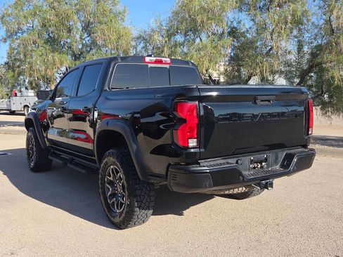 Used 2026 Chevrolet Colorado ZR2 w/ Technology Package AWD/4WD image 6